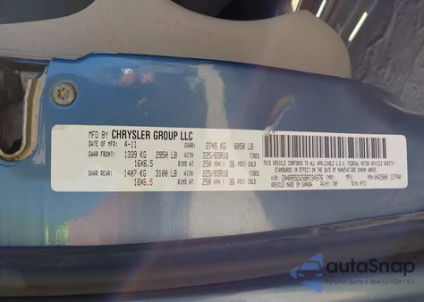 2011 Chrysler Town & Country Touring from USA, damaged, VIN 2A4RR5DG5BR734976